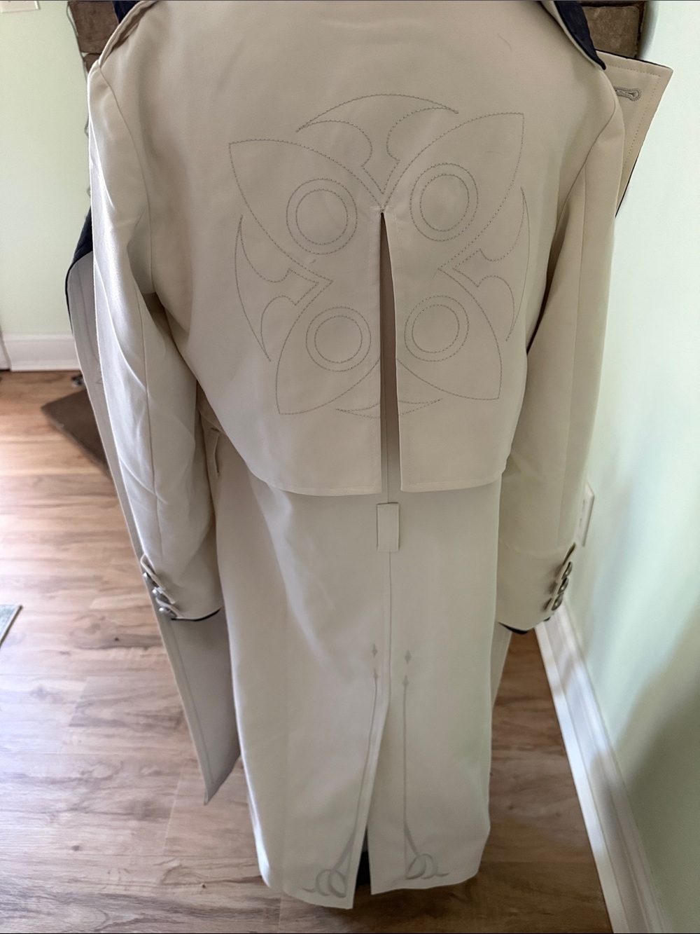 mihoyo Genshin Impact Fatui Frost and Flame Series Executive Long Coat, Size S - Picture 11 of 13
